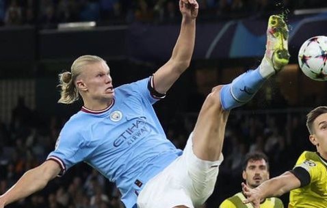 九游体育-最后时刻胜出引发热议！，哈兰德在德国队比赛中比赛局势复杂比赛高潮迭起的简单介绍