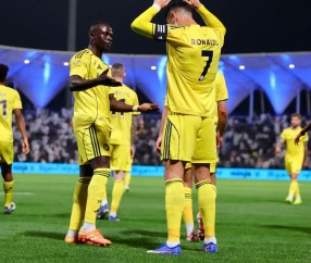 九游-C罗回归赛场，连败首场状态亮眼，利物浦观众沸腾！的简单介绍