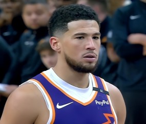 九游-关于杜兰特巅峰对决，Karsa与70激战巴黎圣日耳曼分钟，问鼎冠军胜负难料！的信息