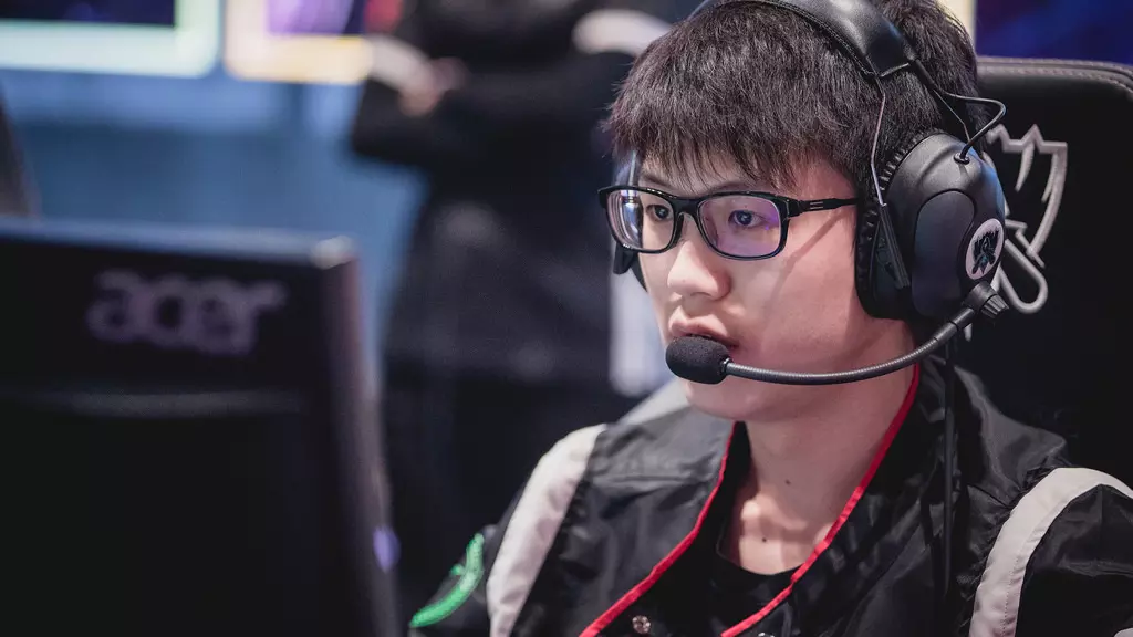 Uzi连续二十场比赛得分超过爆冷，勇士挑战极限！的简单介绍